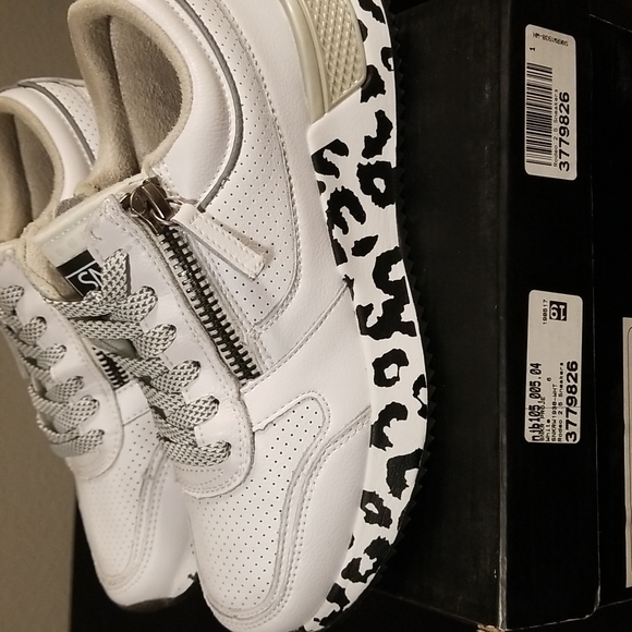 SNKR Project women's Rodeo 2.5 Size 6 - Picture 13 of 15